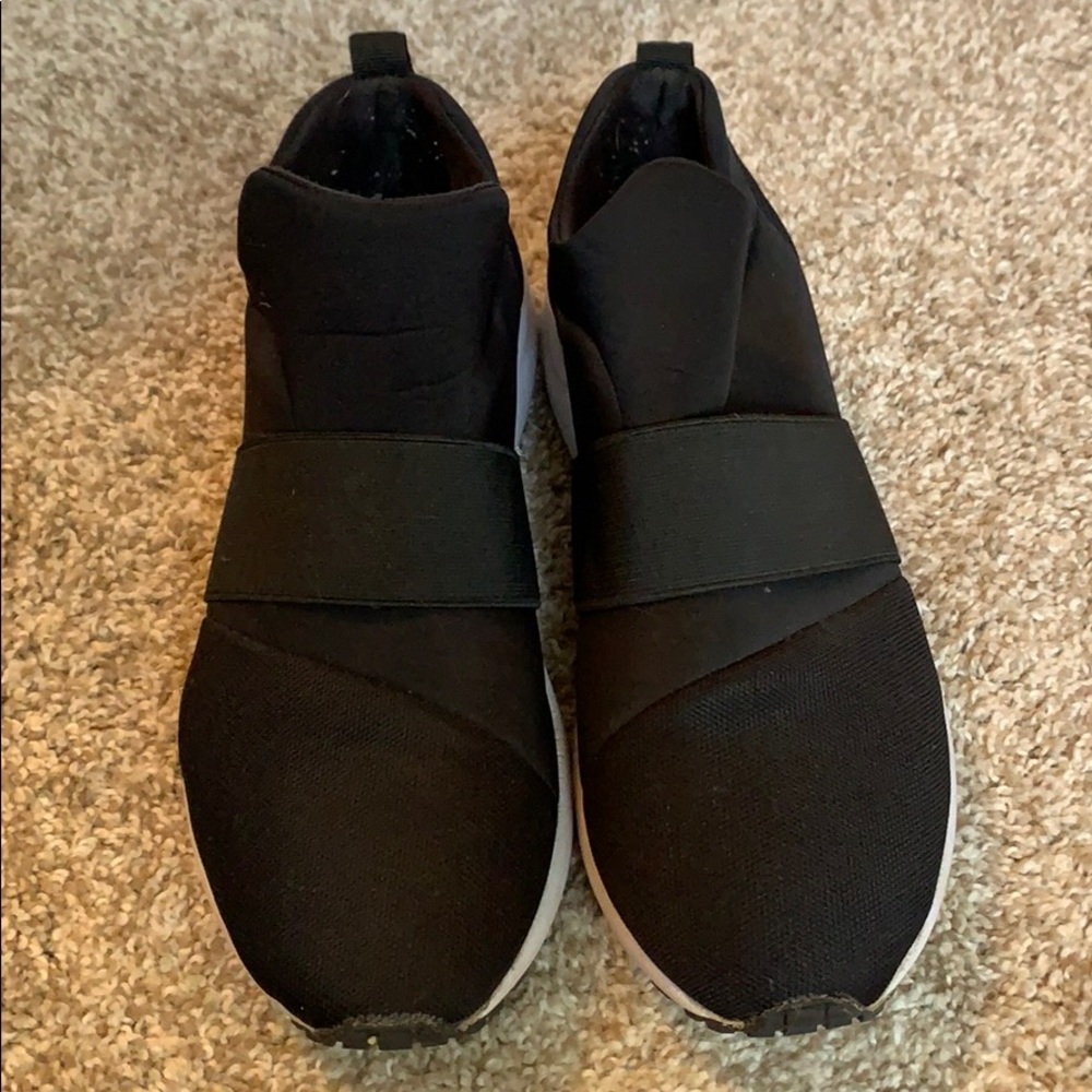 Steve Madden Sneakers